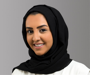 السيدة آمال أحمد العباسي